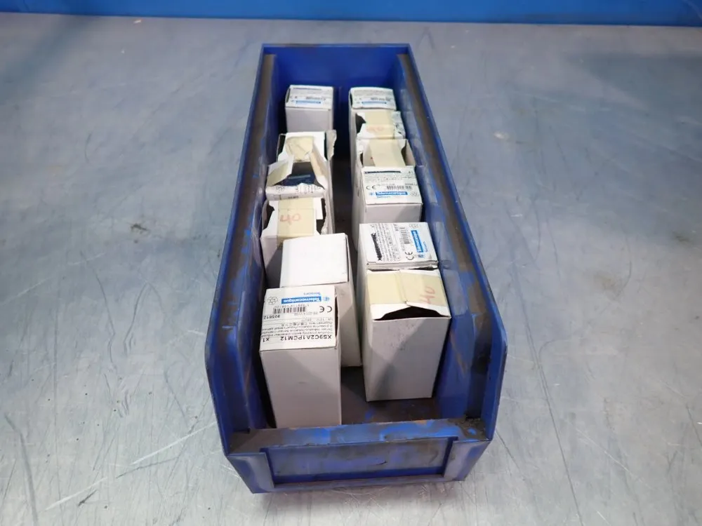 Telemecanique Lot Of 12 Inductive Proximity Switch - Xs9c2a1pcm12