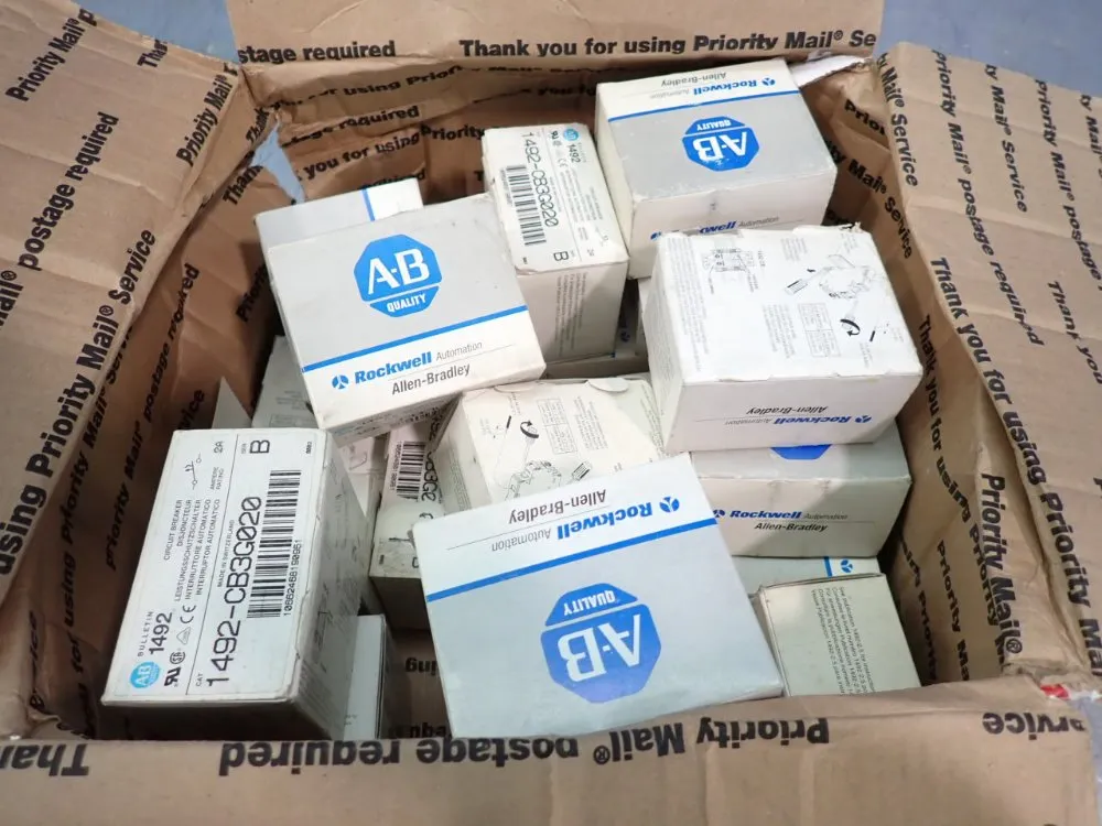 Allen Bradley Lot Of 22 Circuit Breaker - 1492-cb3-g020