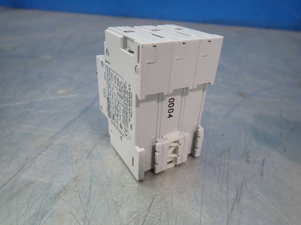 Allen Bradley Lot Of 22 Circuit Breaker - 1492-cb3-g020