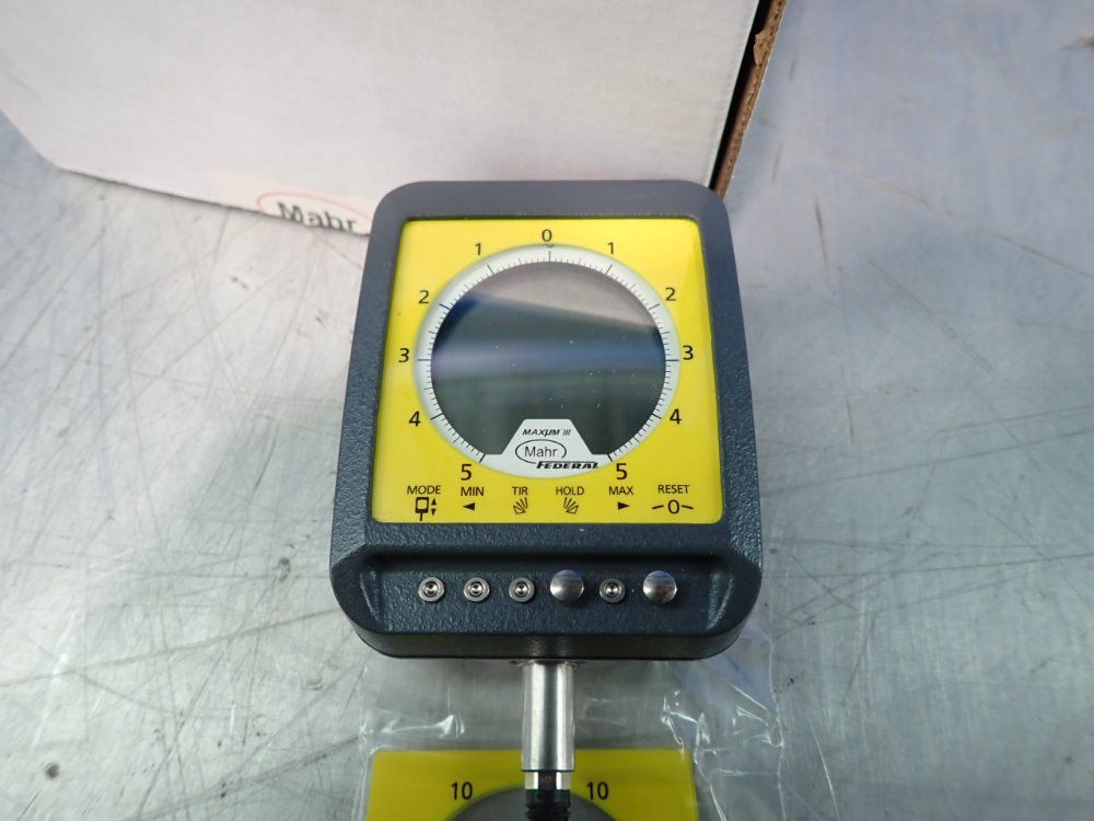 Mahr Federal Maxum Digital Electronic Indicator - 2033121