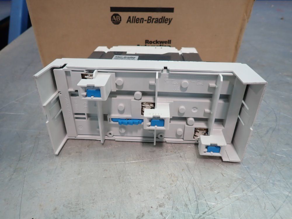 Allen Bradley Circuit Breaker - 140u-h6c3-c40b