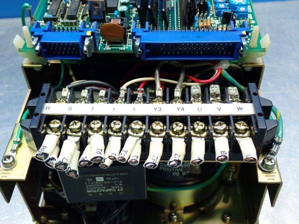 Yaskawa Cacr-sr Series Servopack Servo Controller - Cacr-sr20sb1afy118