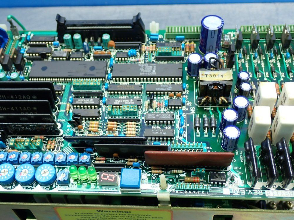 Yaskawa Cacr-sr Series Servopack Servo Controller - Cacr-sr20sb1afy118