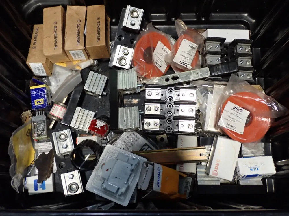 Buss, Piab, Schmersal Fuse Holders, Suction Cups, Safety Interlock Switch