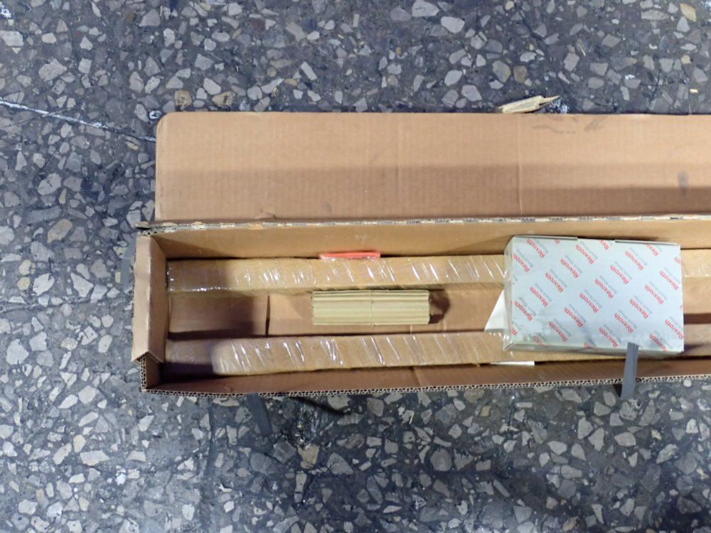 Bosch Rexroth Guide Rail - R052700285