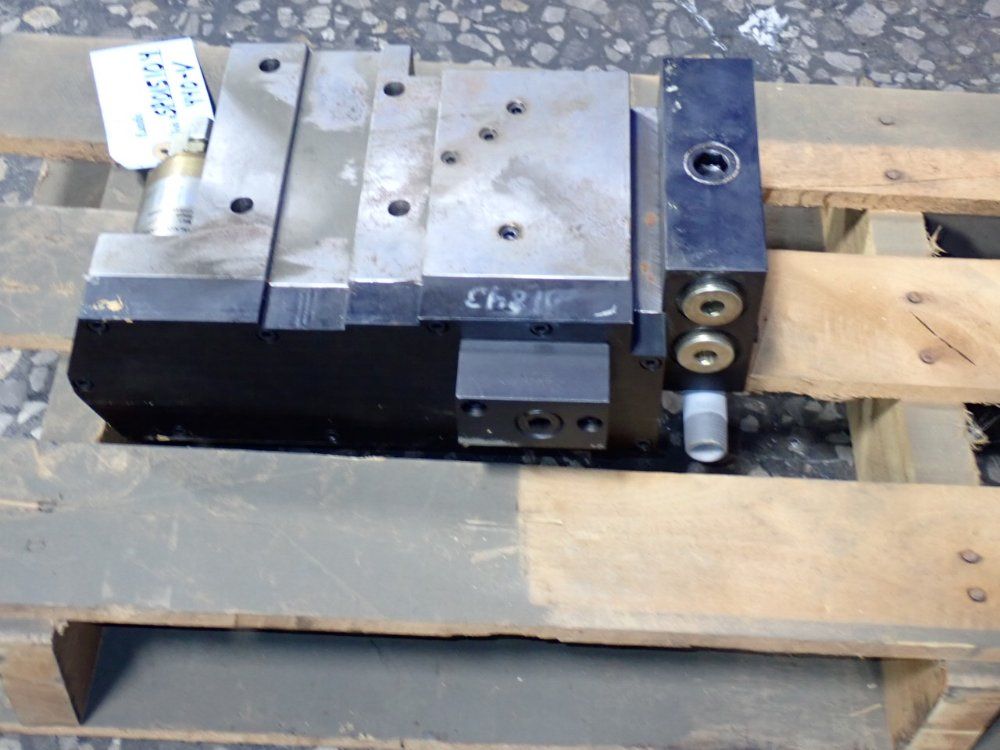 Landis Tool Fixture