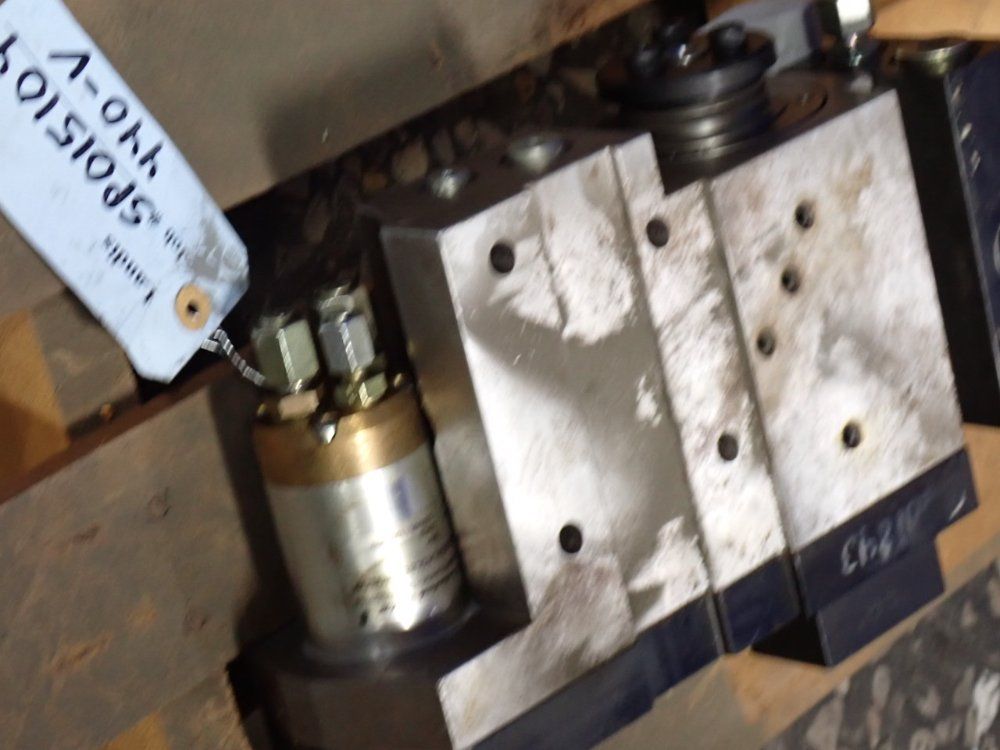 Landis Tool Fixture