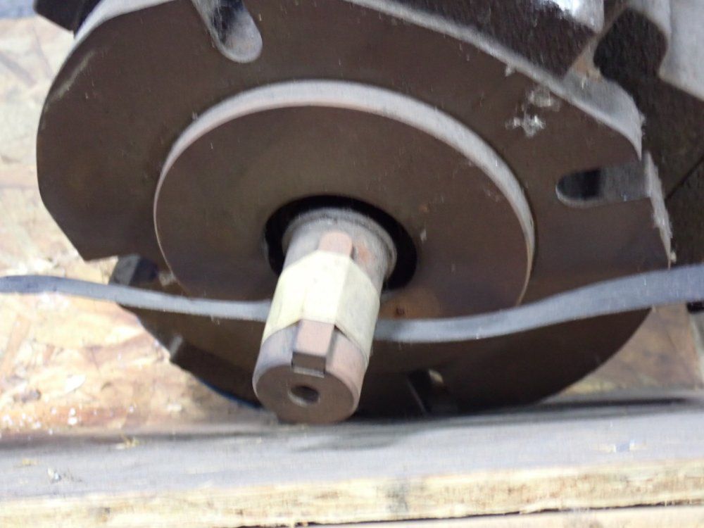 Bosch Hydraulic Pump - 0513800417