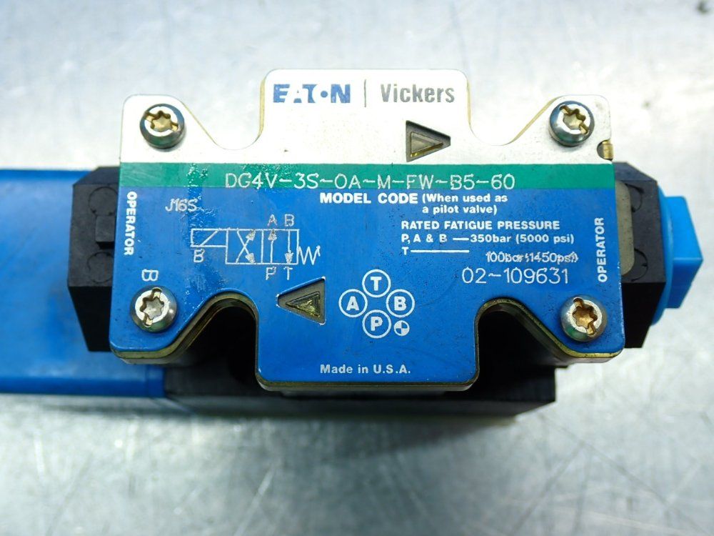 Eaton Solenoid Operated Directional Control Valve - Dg4v-3s-0a-m-f-fw-b5-60