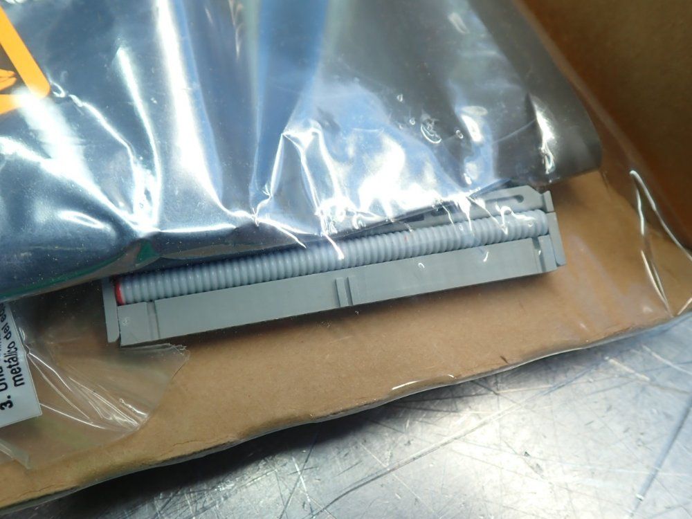 Allen Bradley Multi-communication Board - 1395-kp51