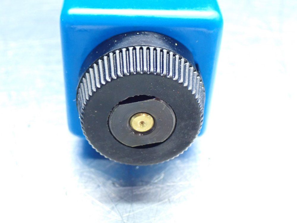 Eaton / Vickers 1450psi Hydraulic Directional Control Valve - Dg4v-3s-oa-m-fw-b5-60