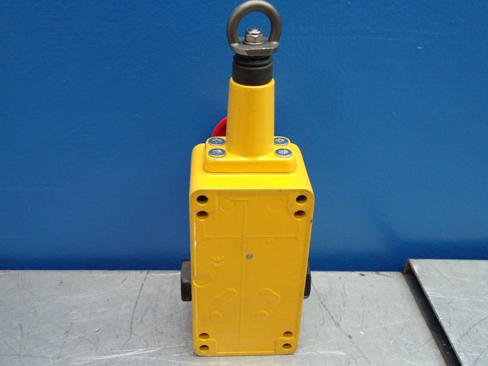 Allen Bradley Cable Pull Switch - 440e-lrnc400