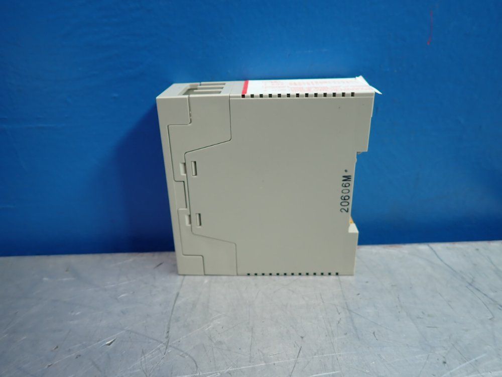 Omron Sensor Controller - S3d2-ek