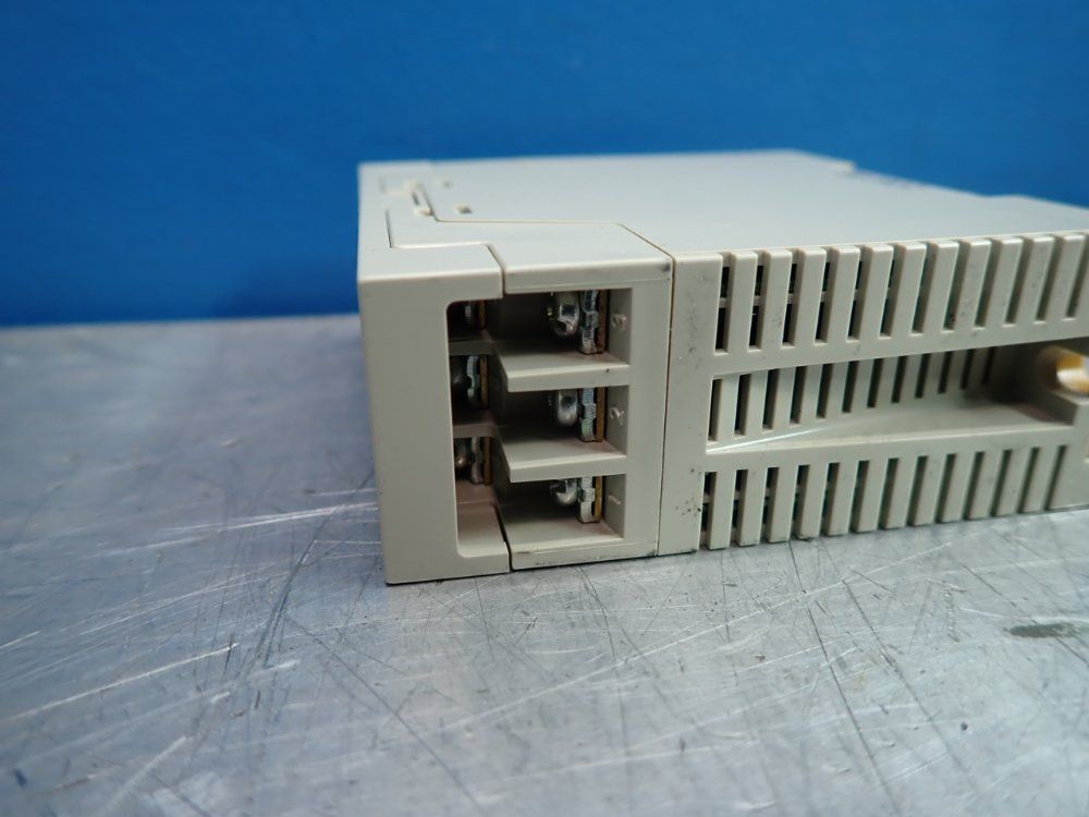 Omron Sensor Controller - S3d2-ek