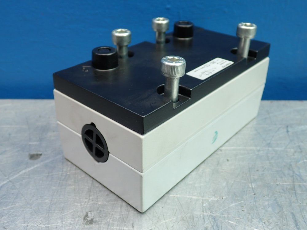 Aventics Pneumatic Directional Valve - 5814230000
