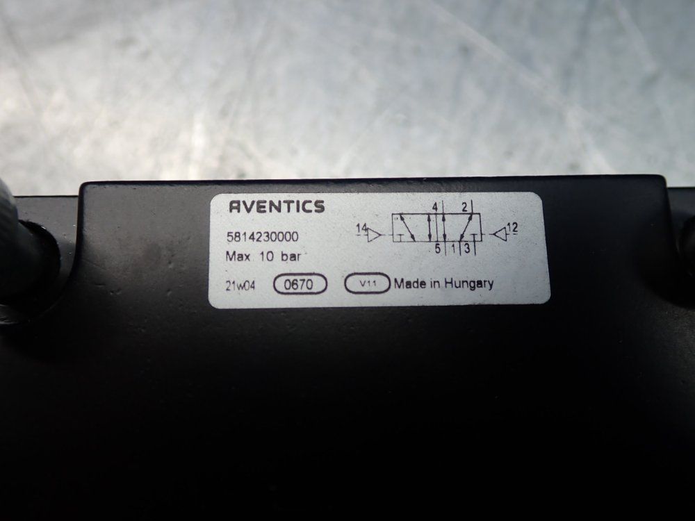 Aventics Pneumatic Directional Valve - 5814230000