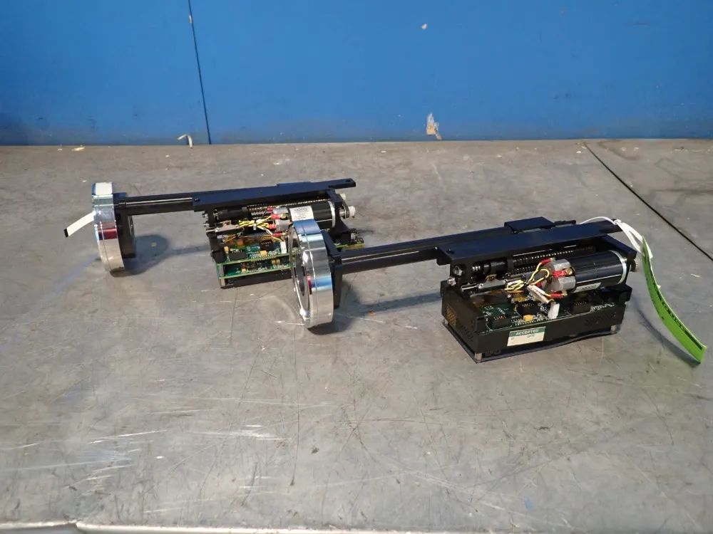 Moog Components Group Dc Motor - C13-l28w30m04