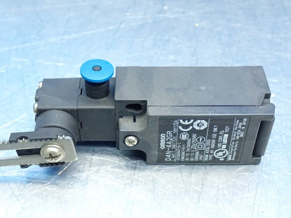 Omron Oil-resistant Limit Switch - D4n-4a2gr-npt