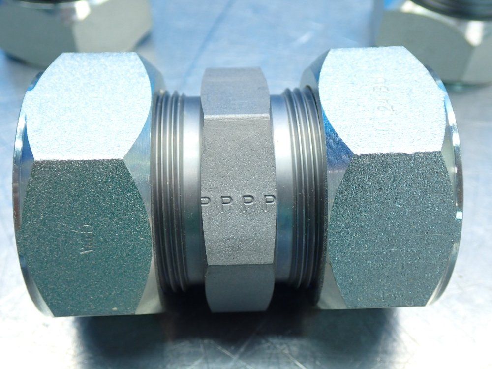 Parker Straight Compression Flareless Fitting - 24hbu-s