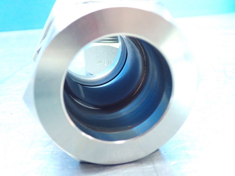 Parker Straight Compression Flareless Fitting - 24hbu-s