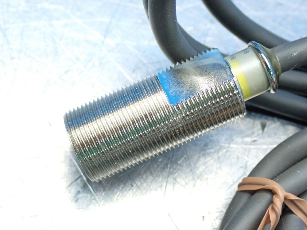 Omron Inductive Proximity Sensor - F92a-c-1