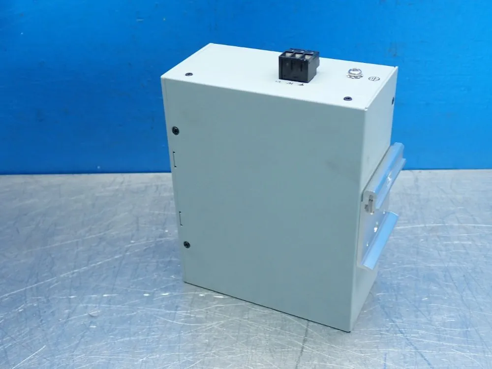 Allen Bradley 8-ports Stratix 2000 Unmanaged Switch - 1783-us8t