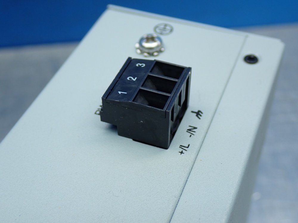 Allen Bradley 8-ports Stratix 2000 Unmanaged Switch - 1783-us8t