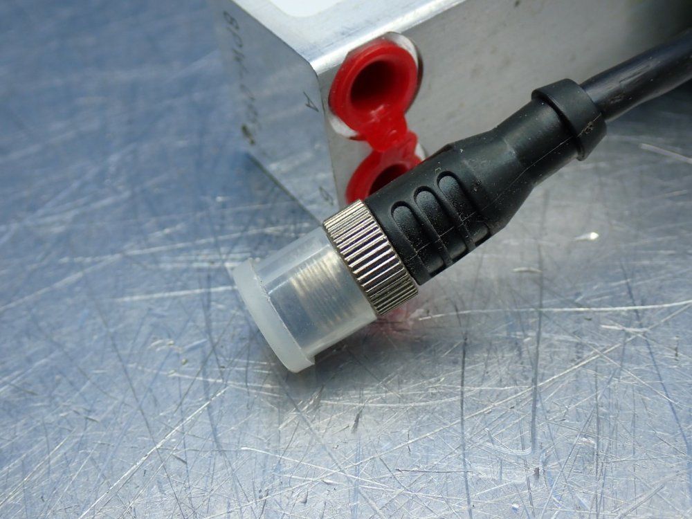 Destaco Ps-series Pneumatic Clamp - 82l2g-203b8000