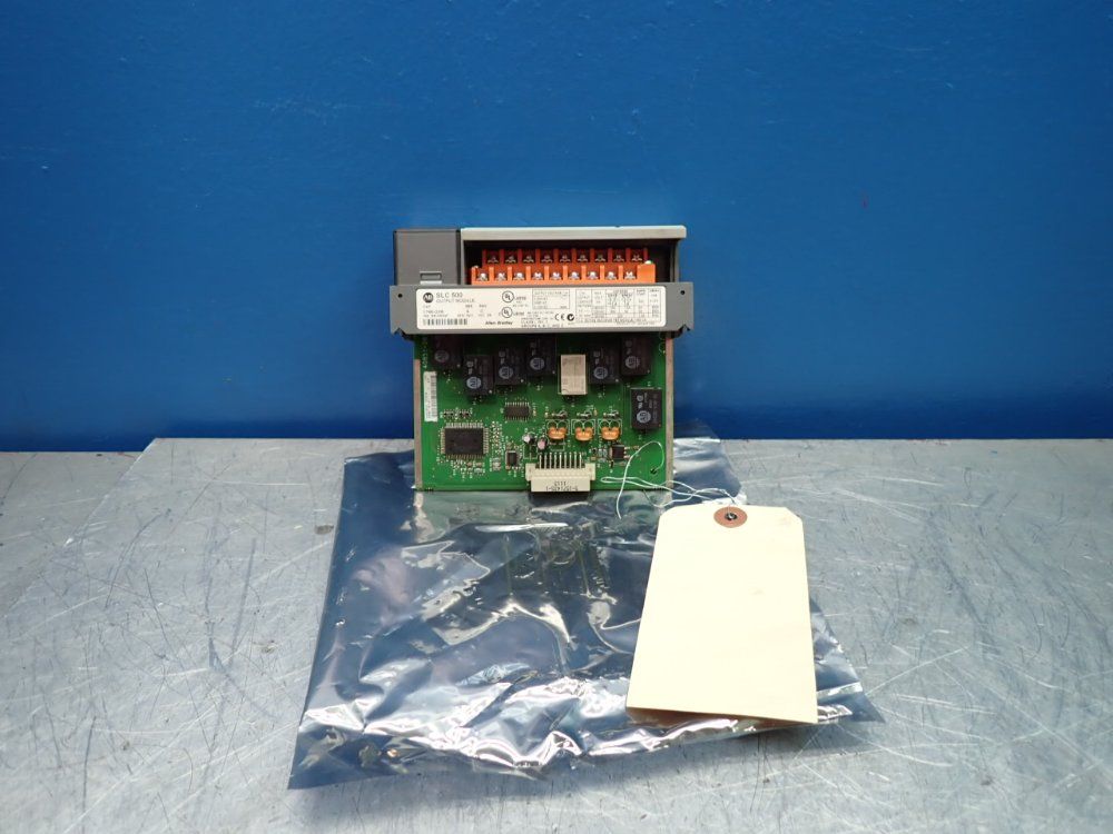 Allen Bradley Digital Output Module - 1746-ox8