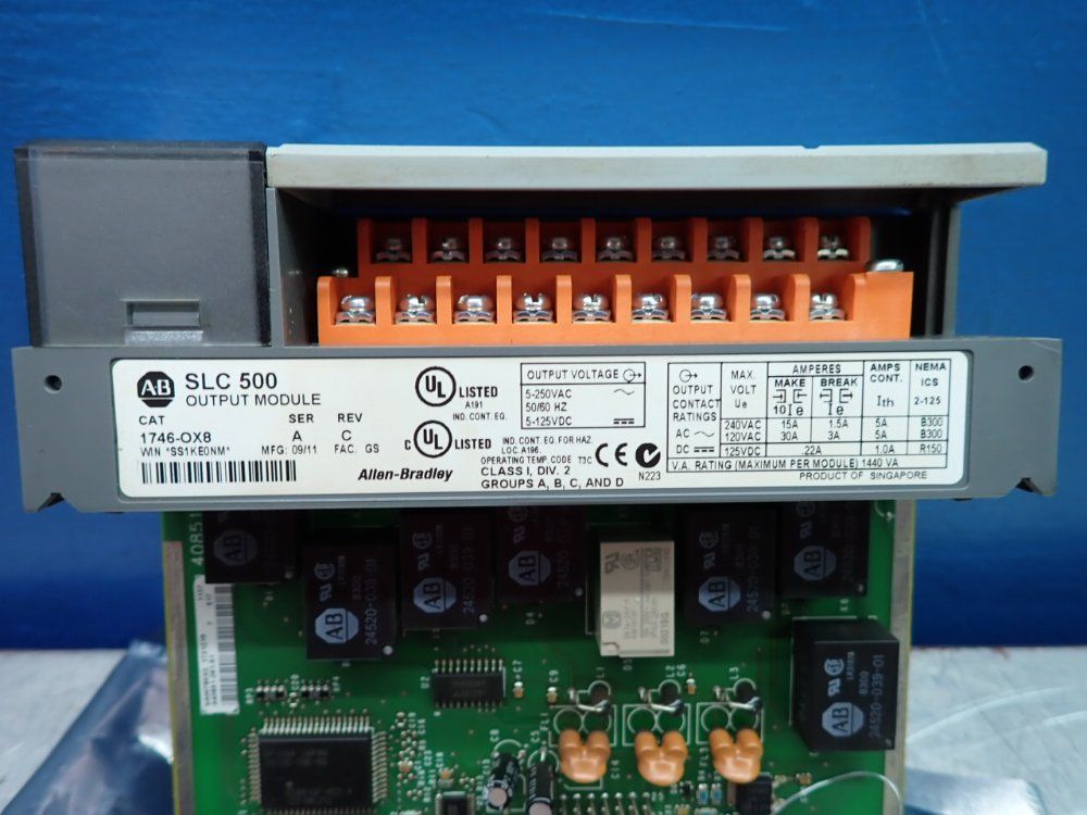 Allen Bradley Digital Output Module - 1746-ox8