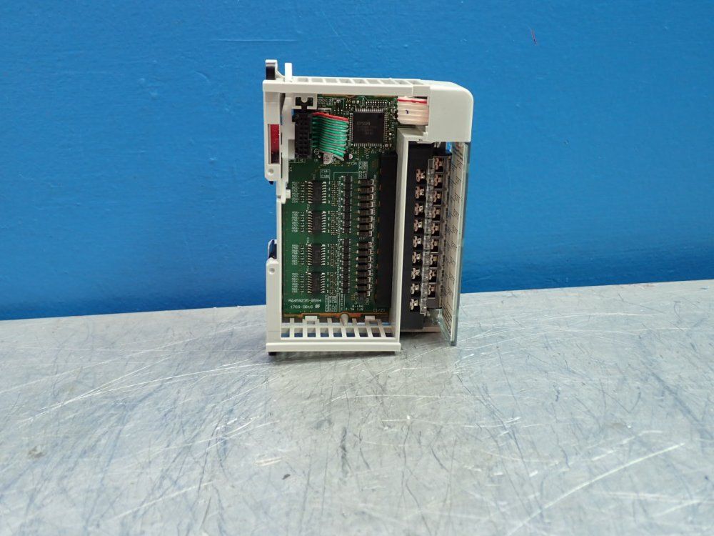 Allen Bradley Output Module - 1769-ob16