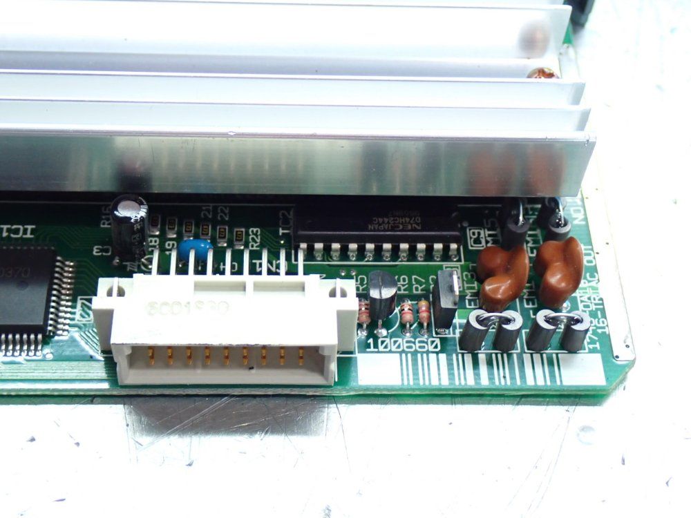 Allen Bradley Ac Output Module - 1746-oa16