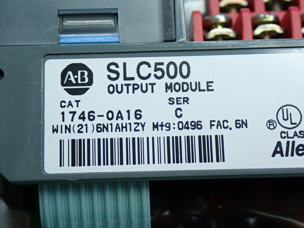 Allen Bradley Ac Output Module - 1746-oa16