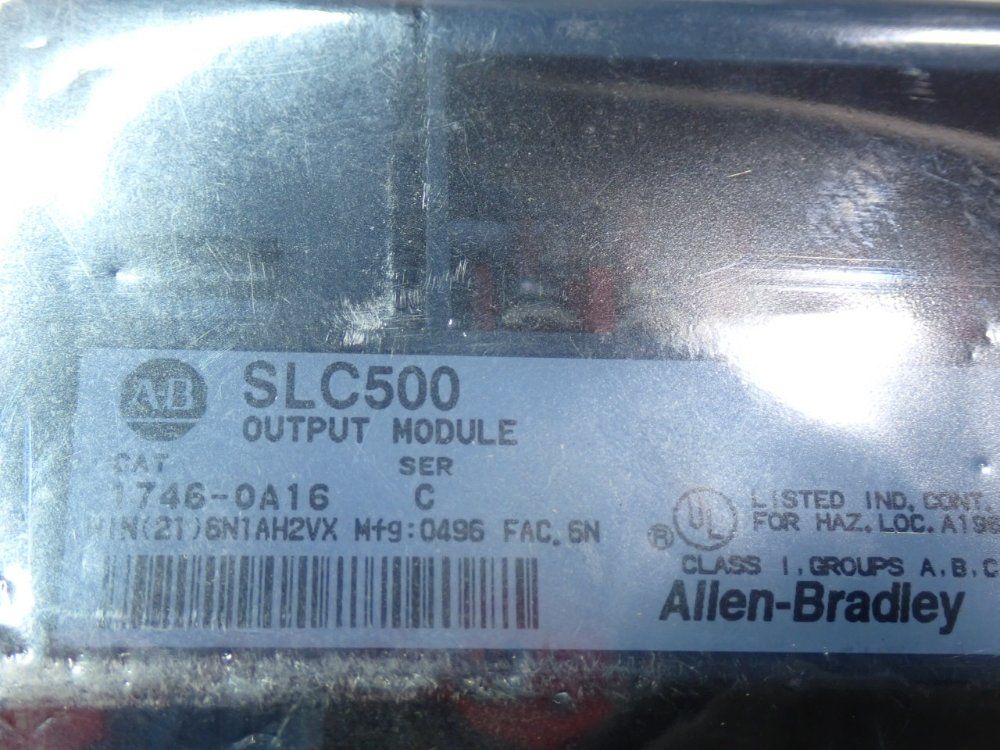 Allen Bradley Slc500 Output Module - 1746-oa16