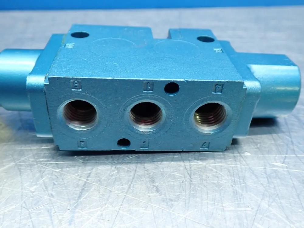 Mac 1800 Series Solenoid Valve - 180003-112-0039