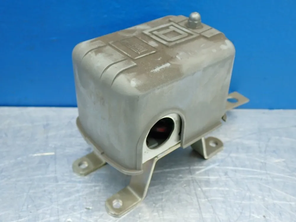 Square D Pressure Float Switch / Level Switch - 9036dg2r