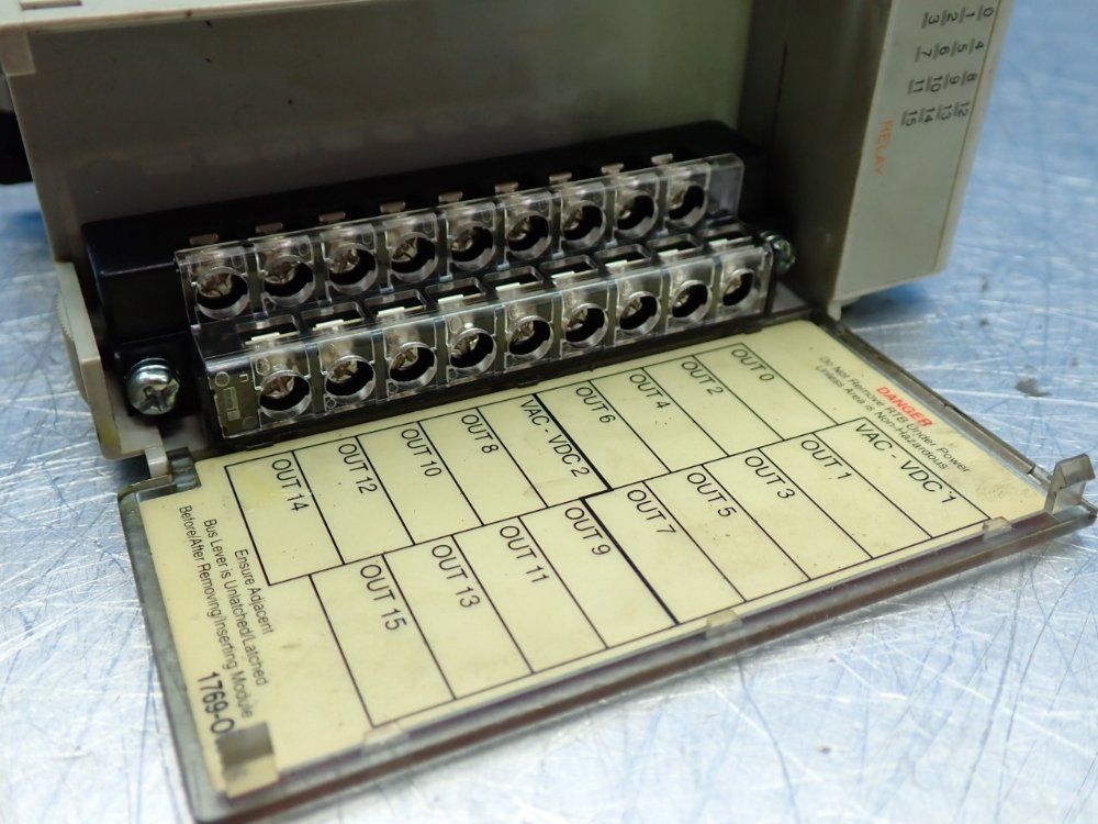 Allen Bradley Micrologix Digital Output - 1769-ow16