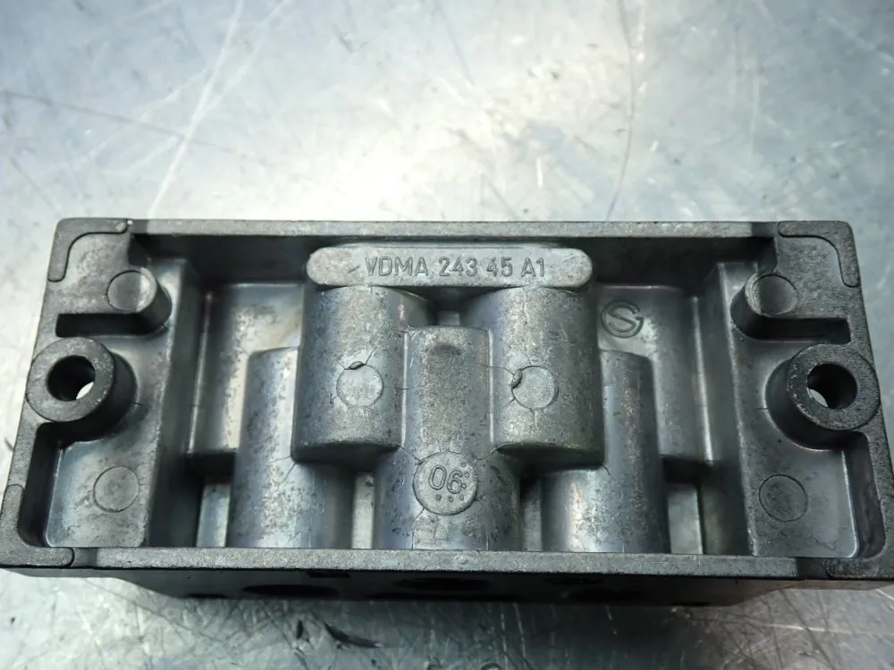 Ross Base Assembly - 600c01