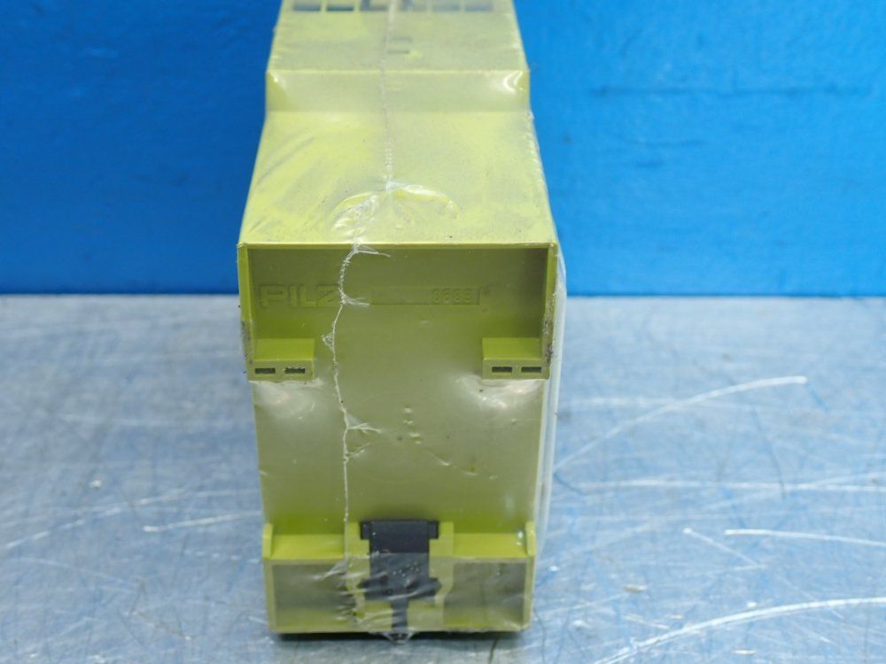 Pilz Safety Relay - Pnoz X3 230vac 24vdc 3n/o 1n/c 1so