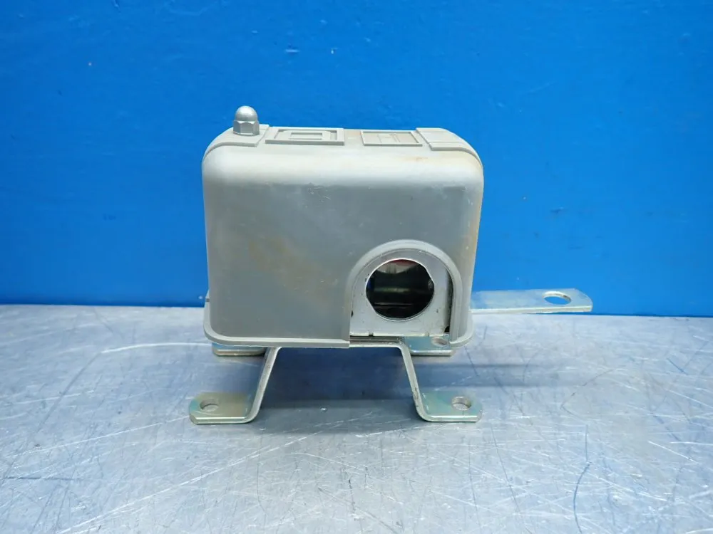 Schneider Electric 1 Hp Open Tank Float Switch - 9036dg2