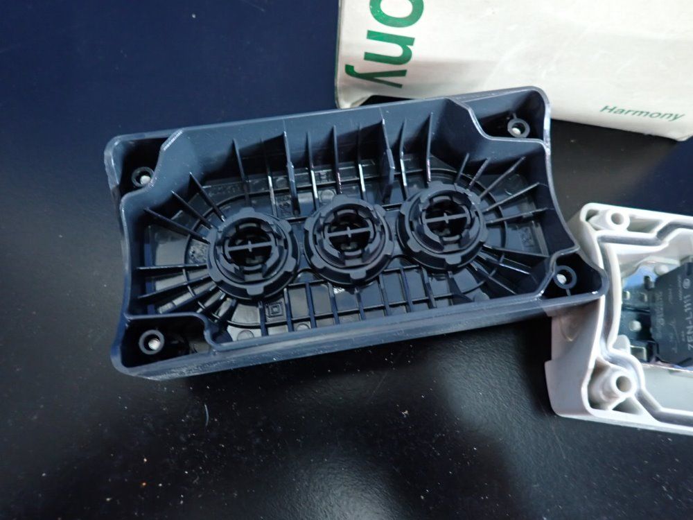 Schneider Electric Controller - Xal D351h29h7