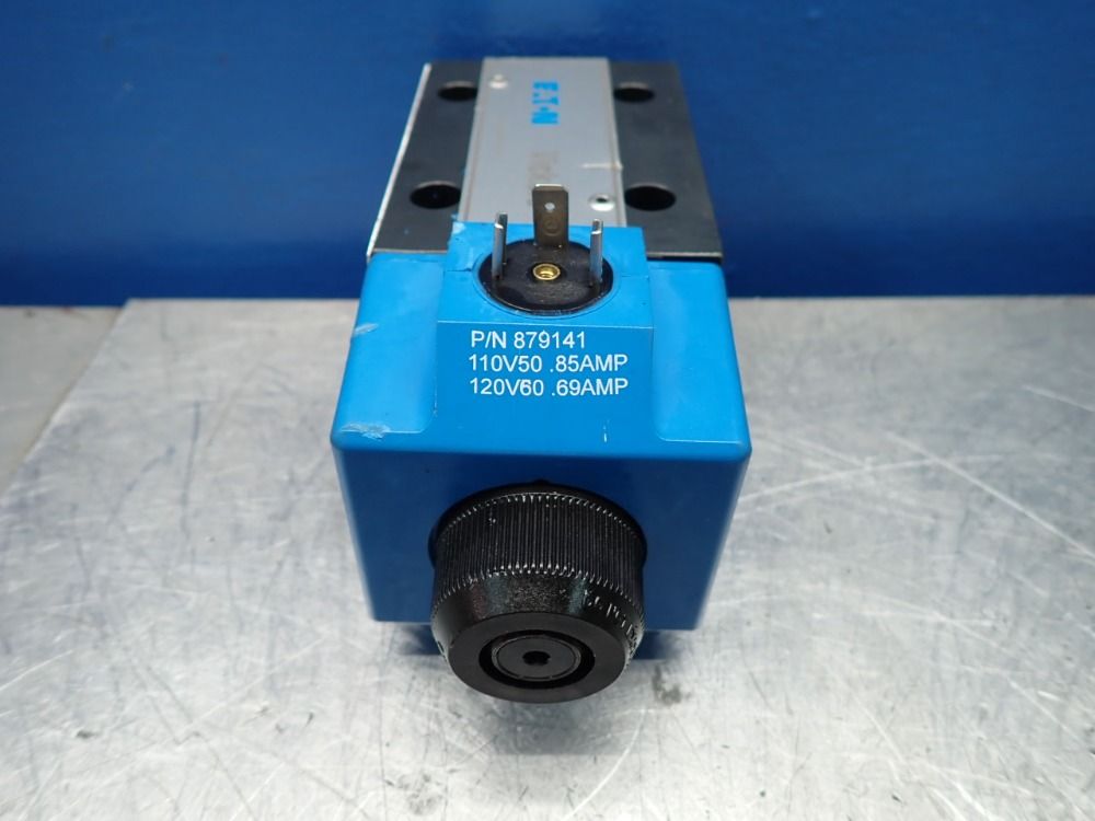 Eaton 4500psi Solenoid Operated Directional Control Valve - Dg4v4-012a-m-u-b5-10