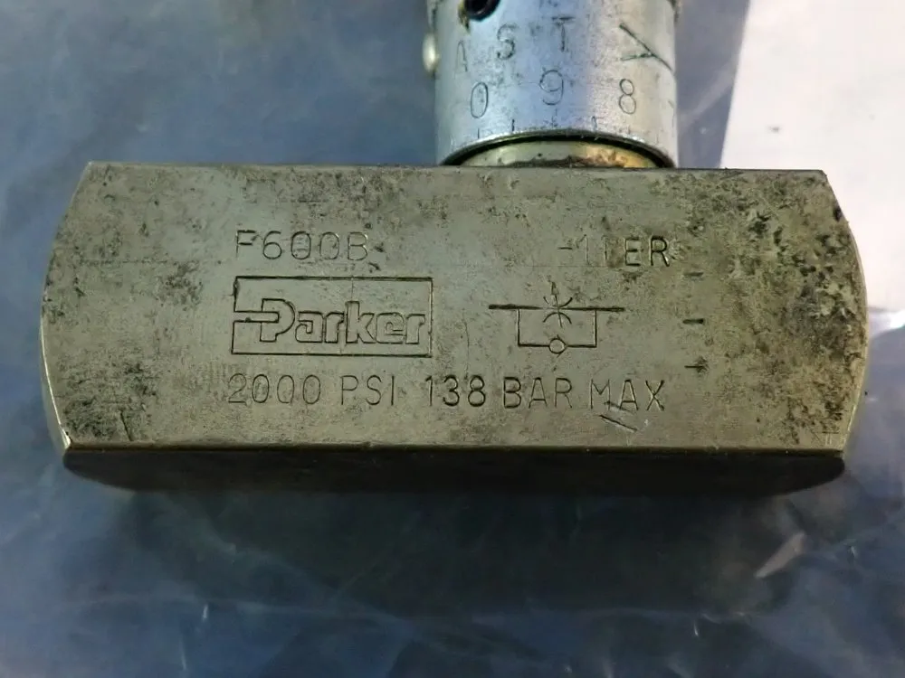 Parker Lot Of 3 Flow Control Valves