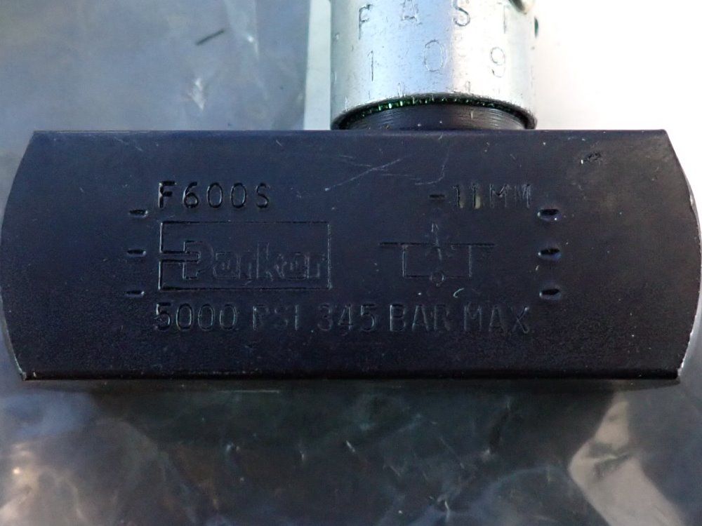 Parker Lot Of 3 Flow Control Valves