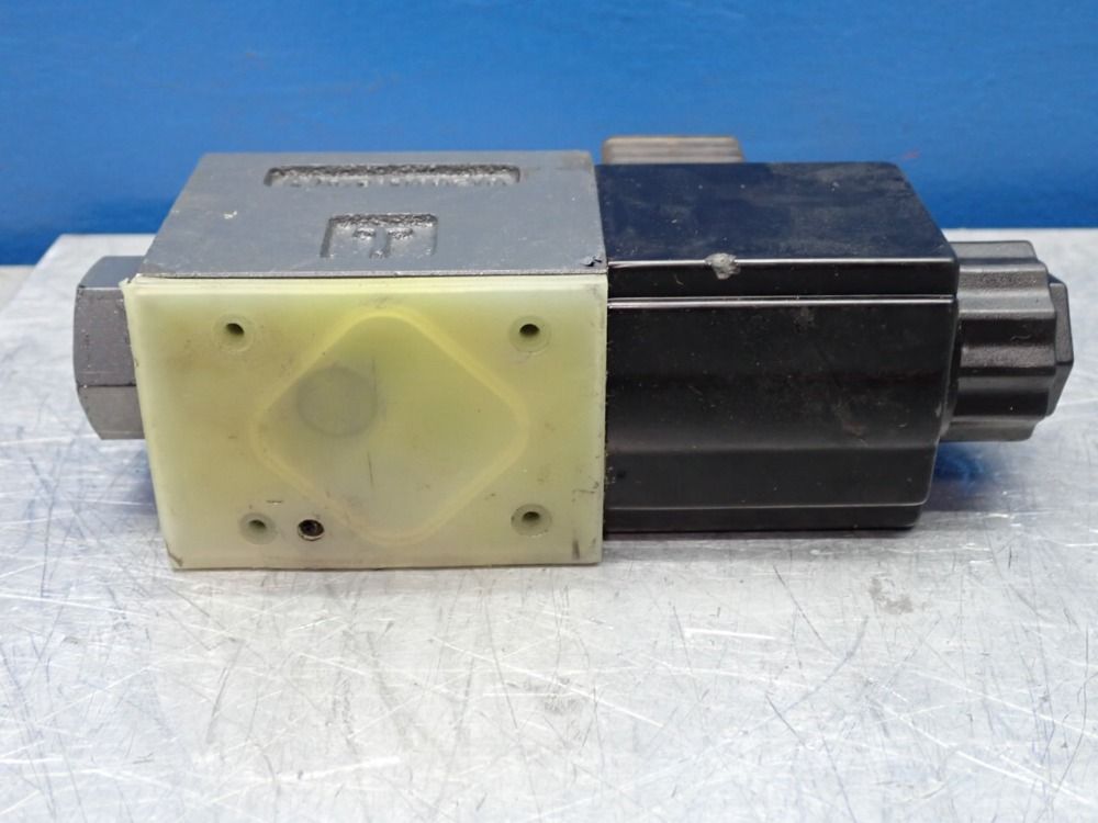 Northman 4500psi Directional Control Valve - Swh-g02-b2-a120-20-n