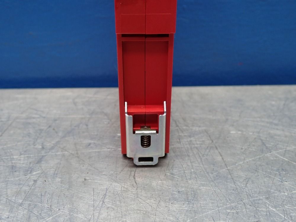 Allen Bradley Safety Relay - 440r-n23132