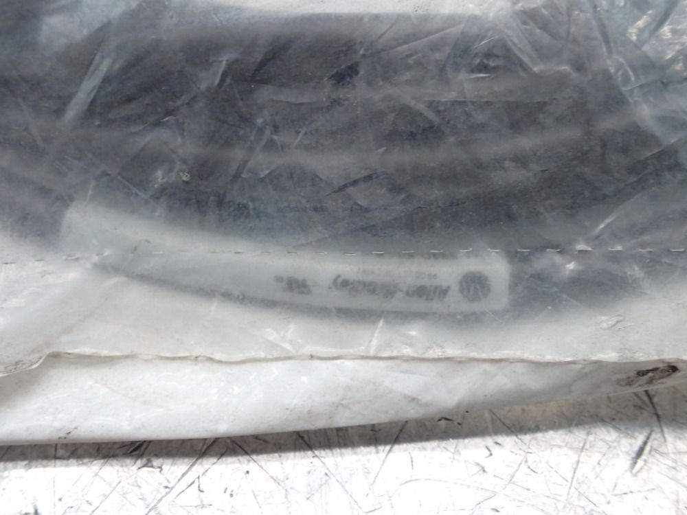 Allen Bradley Qd Cordset - 889d-f8ab-5