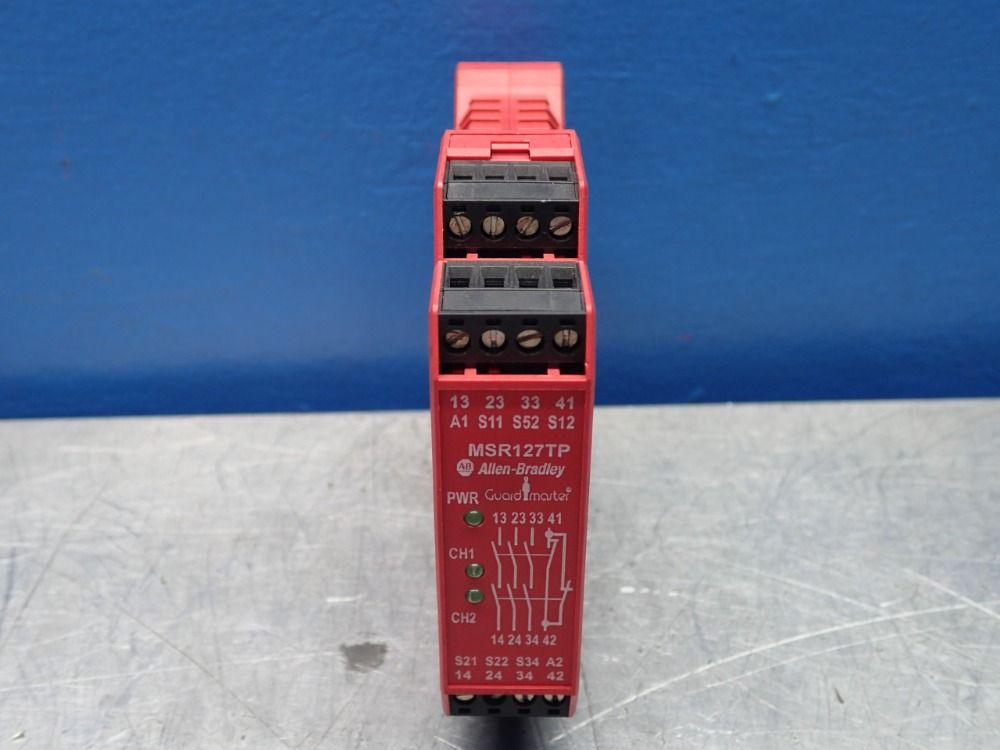 Allen Bradley Safety Relay - 440r-n23132