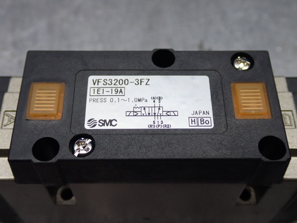 Smc Solenoid Valve - Vfs3200-3fz