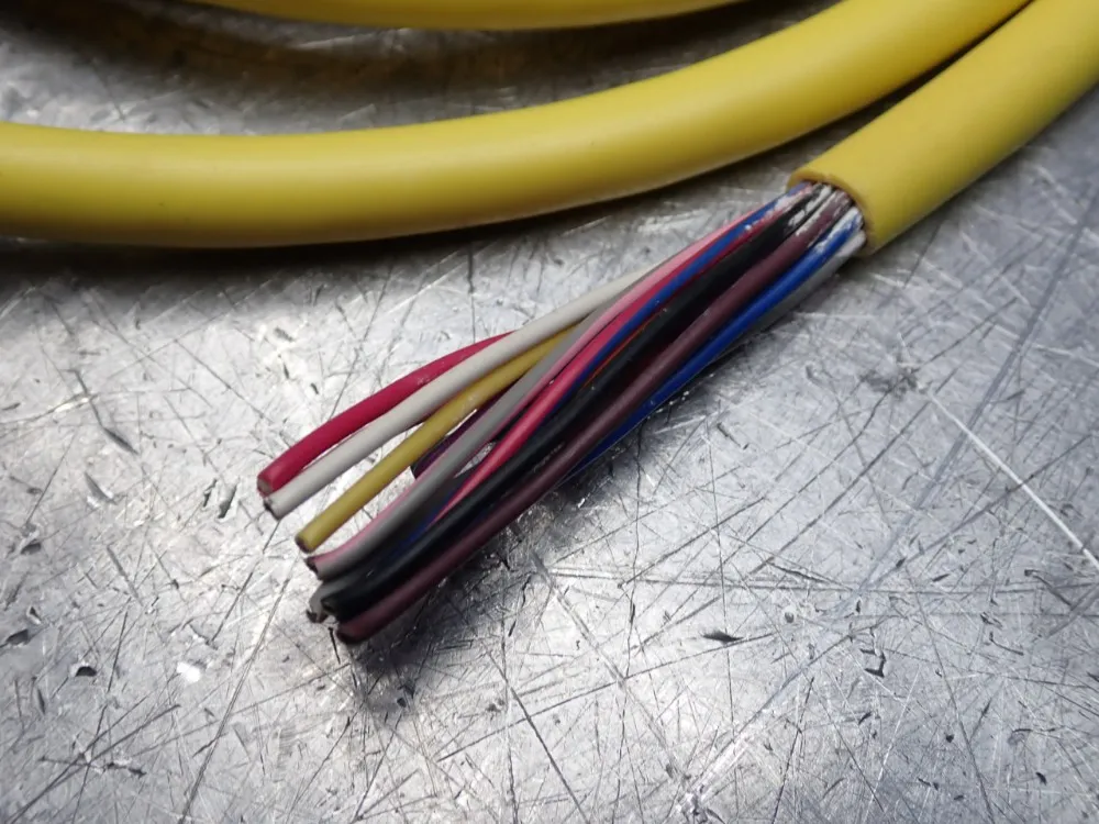 Allen Bradley Cordset - 889m-f12ah-5